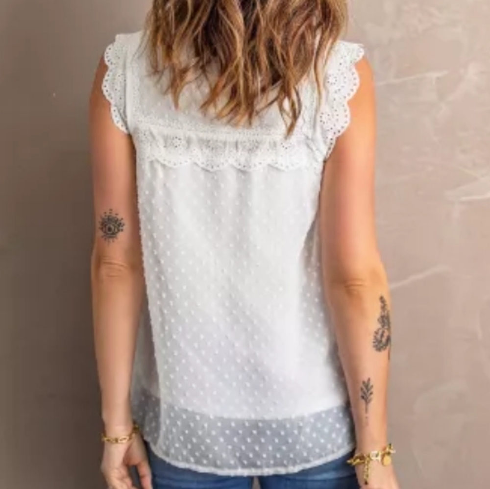 ♥️New boutique Crochet polka dot tank - Picture 5 of 13